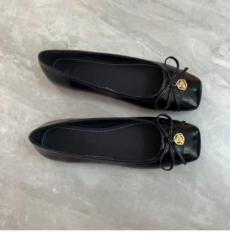 Women's French Style Flat Shoes Brown Black Square Toe Low Mouth — feature 10