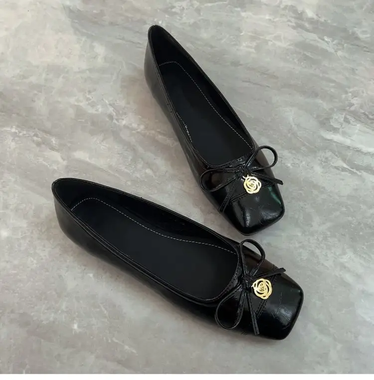 Women's French Style Flat Shoes Brown Black Square Toe Low Mouth — feature 12