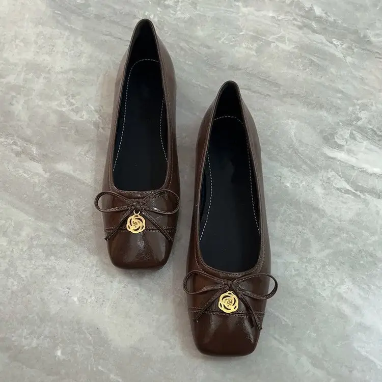 Women's French Style Flat Shoes Brown Black Square Toe Low Mouth — feature 8
