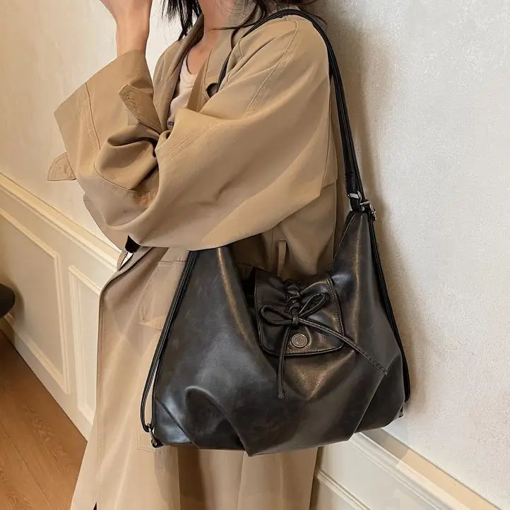 Black Pleated Shoulder Bag with Bow for Women 2026 - Image 6