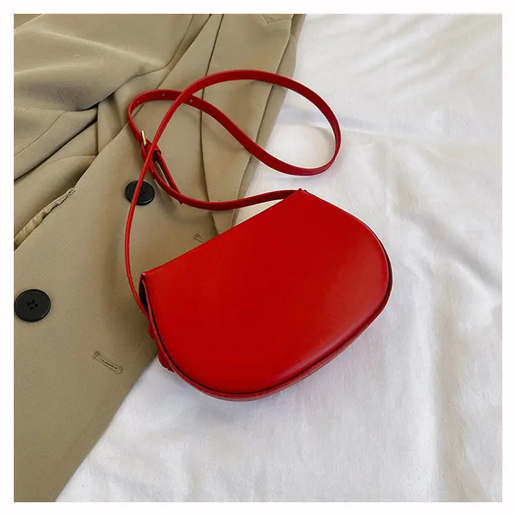 Women's Red Saddle Crossbody Bag 2026 New — feature 48
