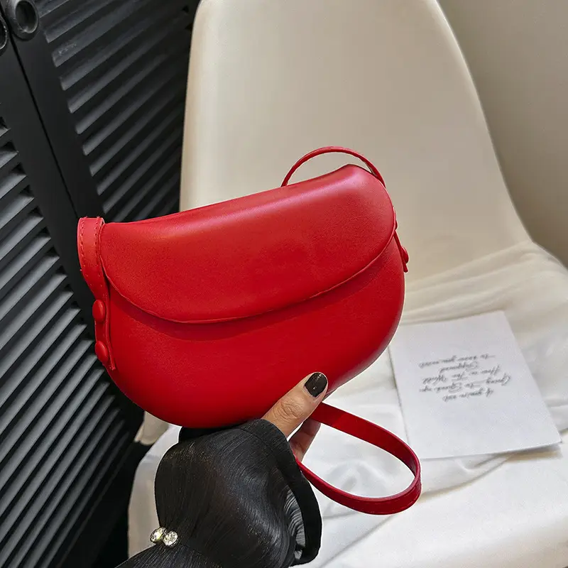Women's Red Saddle Crossbody Bag 2026 New - Image 3