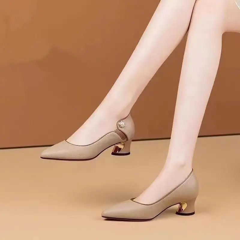 Women's Pointed Leather Heels Spring 2025 - Image 2