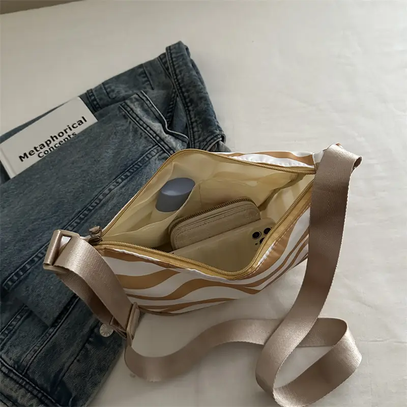 Women Casual Striped Shoulder Crossbody Bag Large Capacity