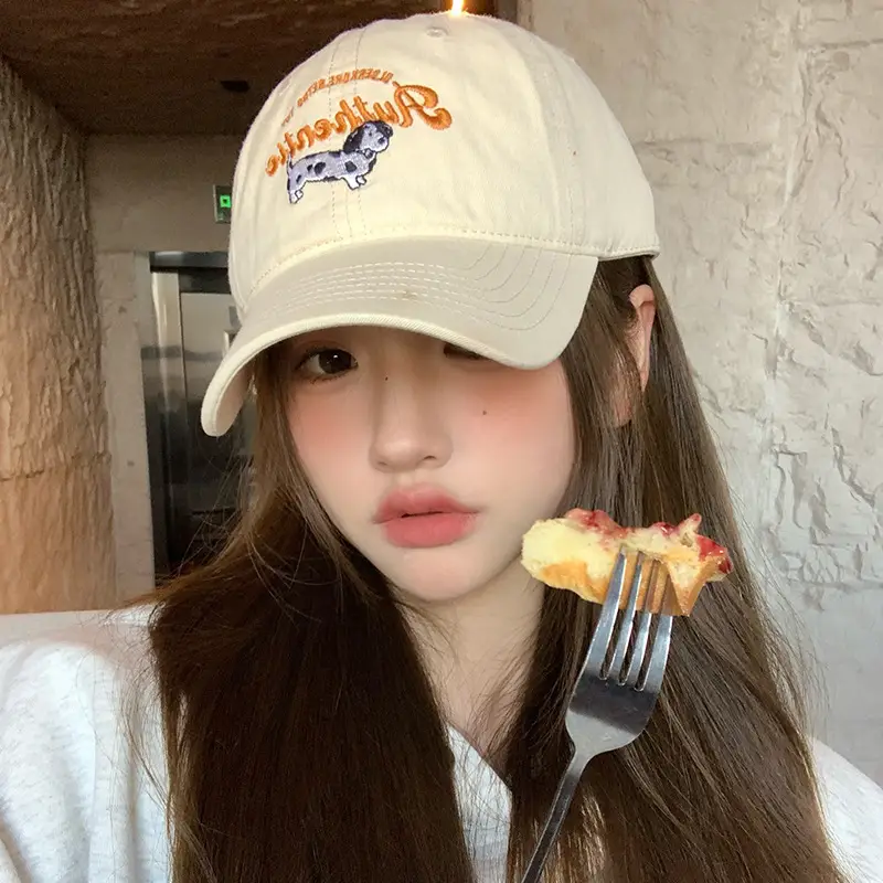 Women's Japanese-style Embroidered Baseball Cap - Image 3