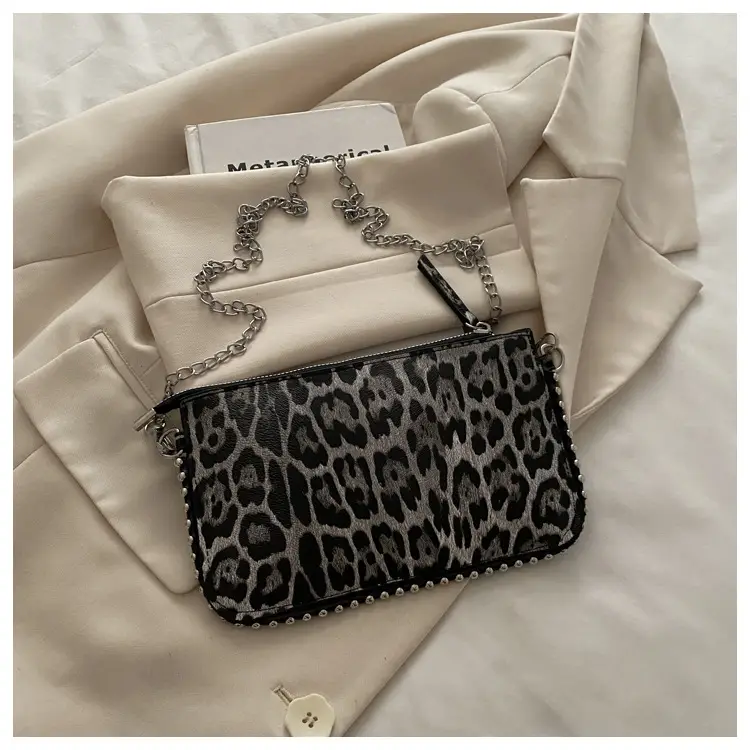 Women's Leopard Print Chain Shoulder Bag 2026 — feature 15