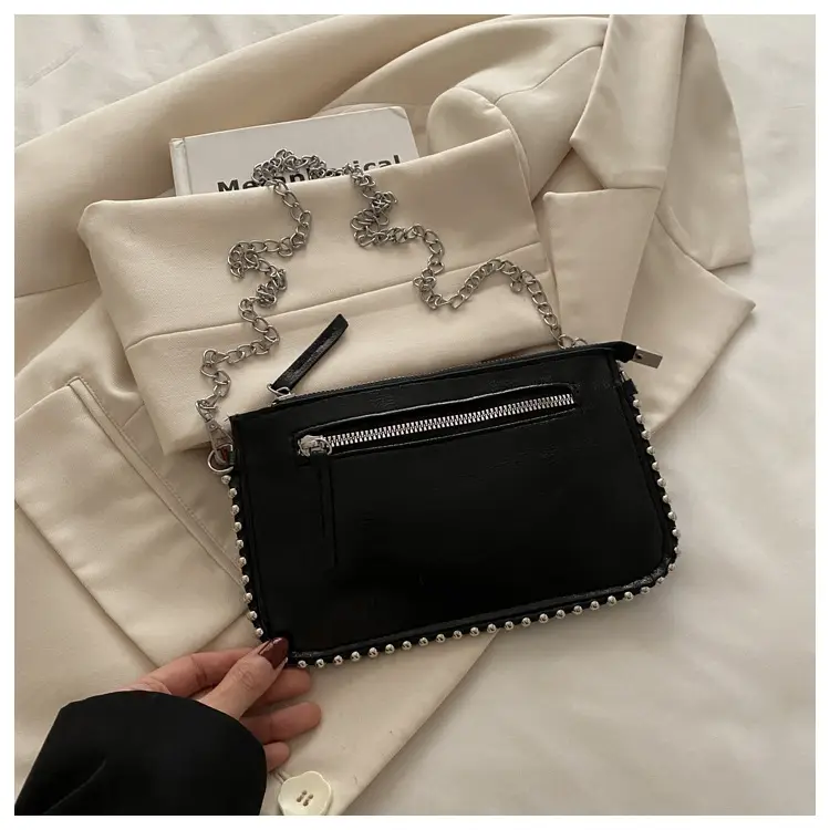 Women's Leopard Print Chain Shoulder Bag 2026 — feature 9