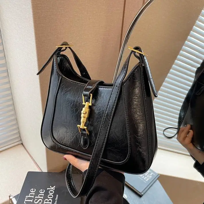 Black French Retro Shoulder Bag for Women 2025 - Image 5