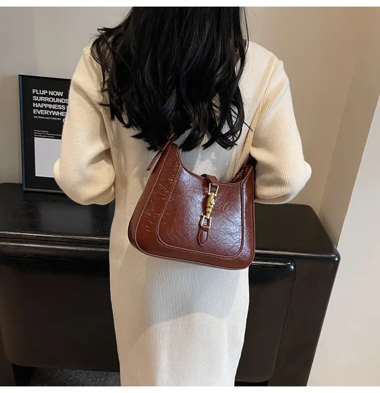 Black French Retro Shoulder Bag for Women 2025 — feature 25