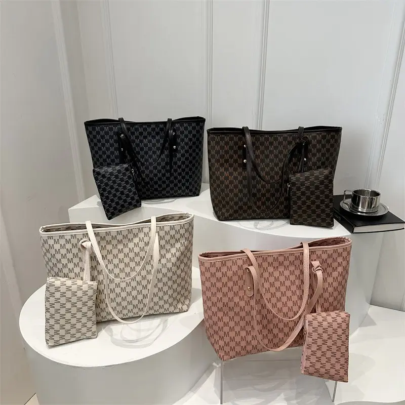 2026 Large Capacity Shoulder Tote Bag with Niche Design - Image 7