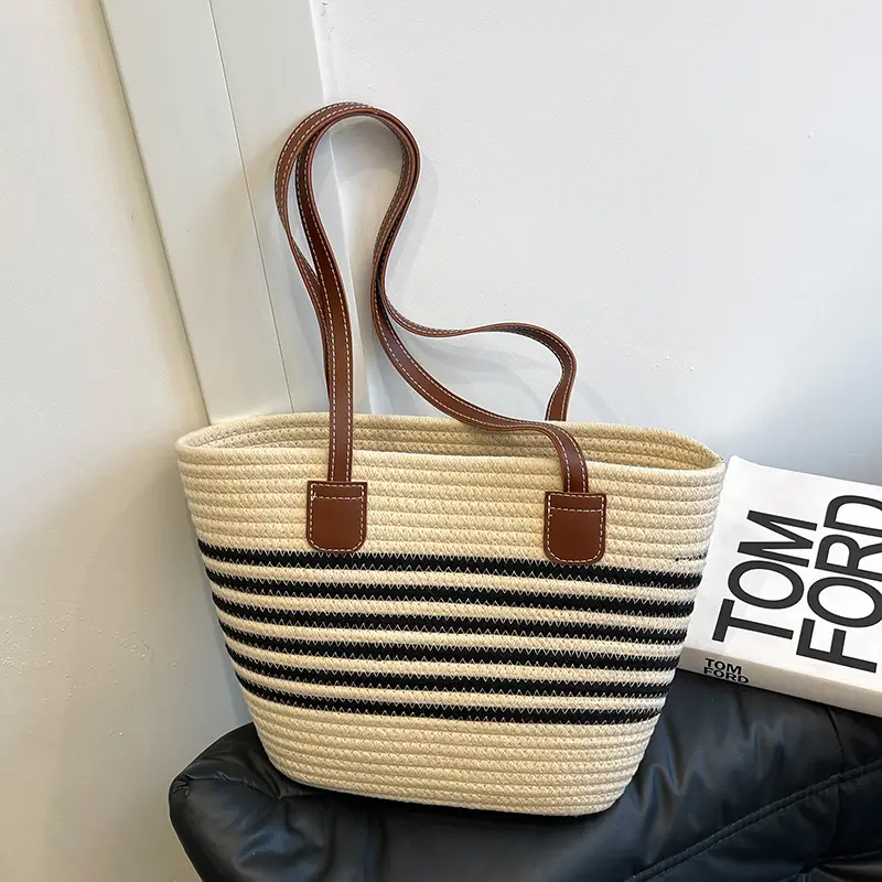 Women Woven Straw Shoulder Bag Large Capacity 2026 - Image 4
