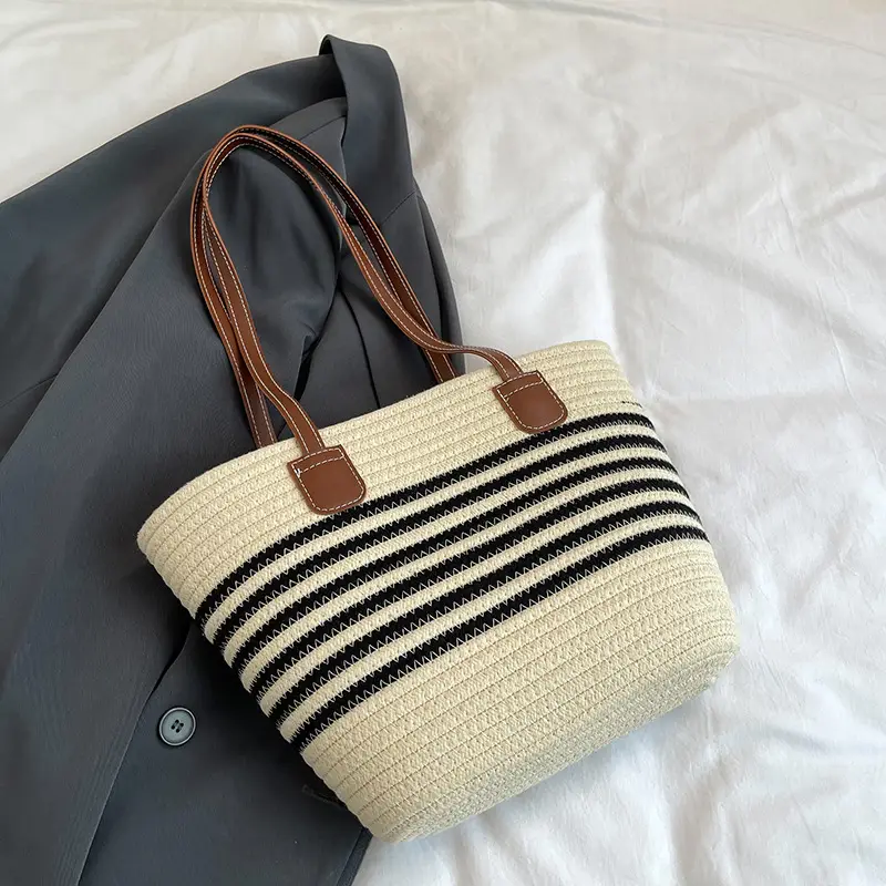 Women Woven Straw Shoulder Bag Large Capacity 2026 - Image 2