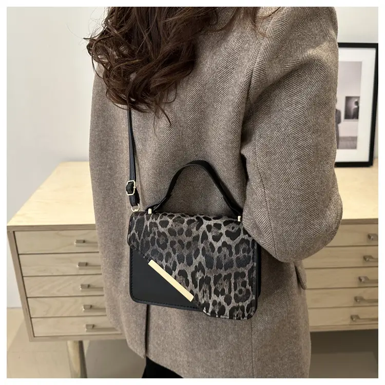 Leopard Print Shoulder Bag Women Casual 2025 Spring — feature 11