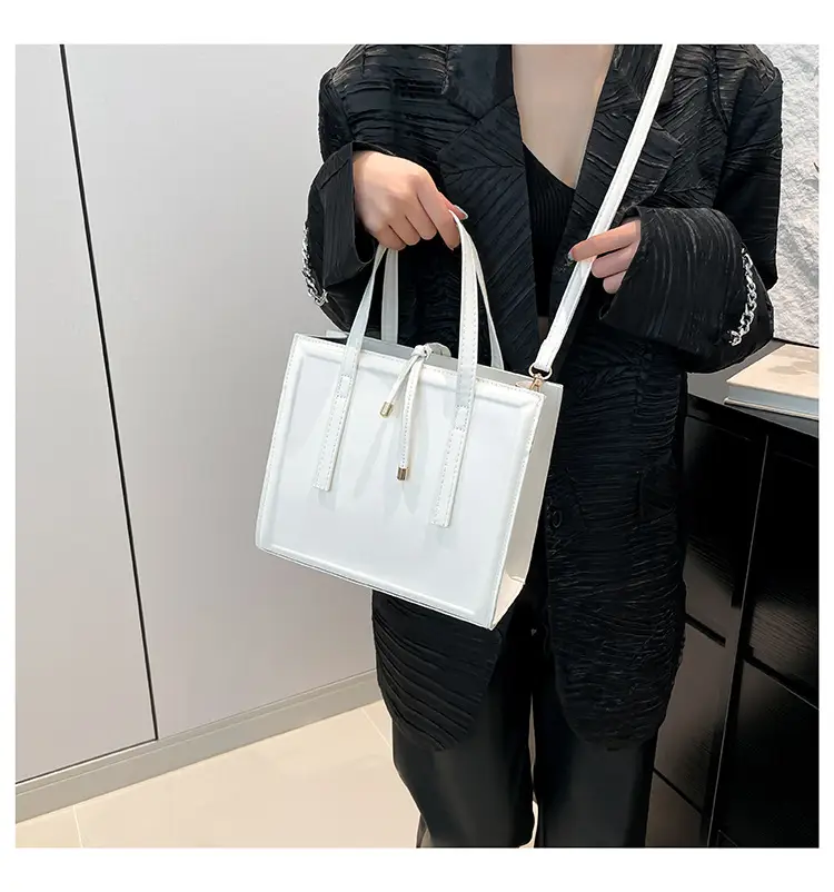 Korean Style Women's Large Capacity Tote Bag — feature 18