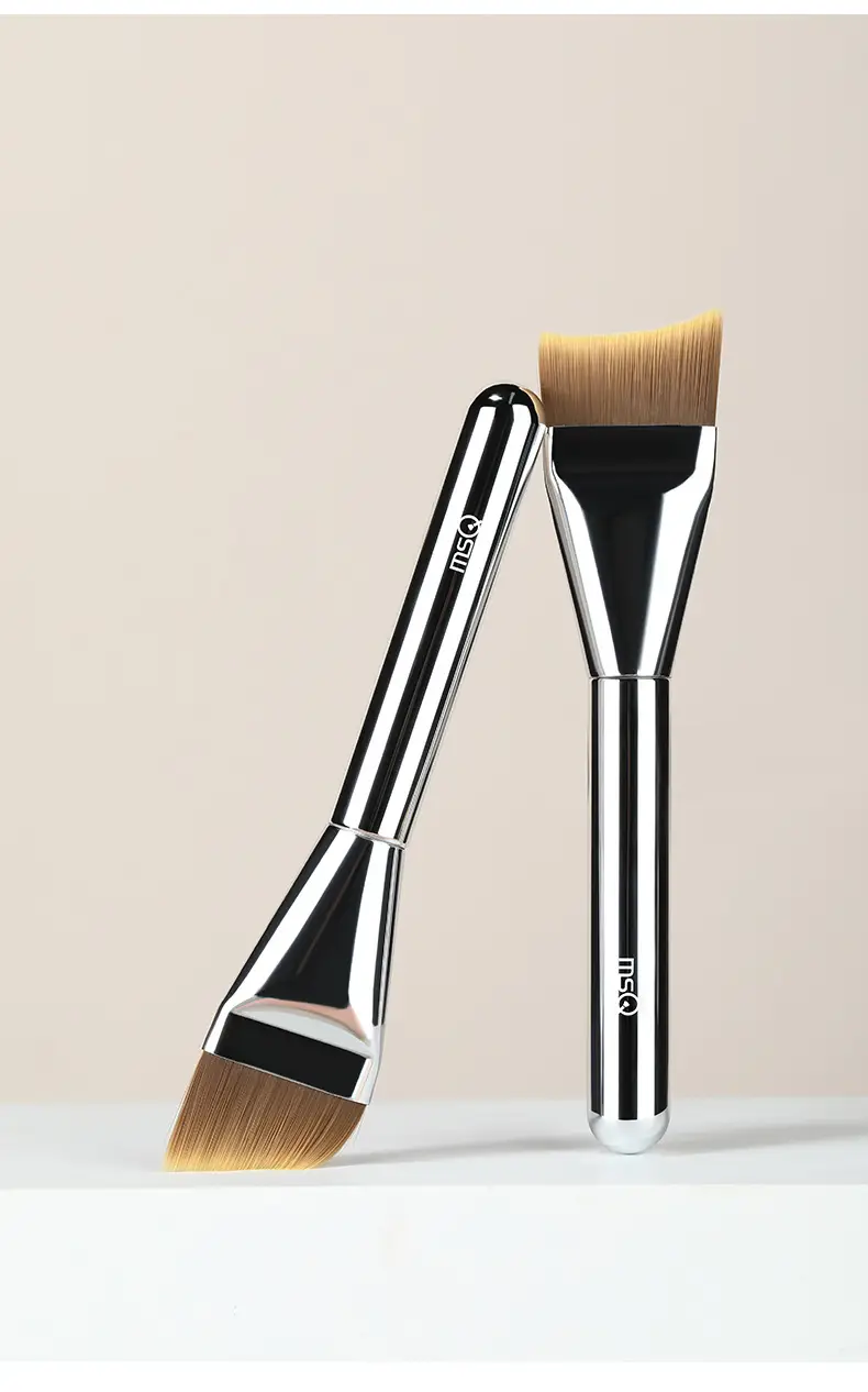 Fishtail Foundation Brush with Dual Tone & Anti-Stick Finish β feature 15