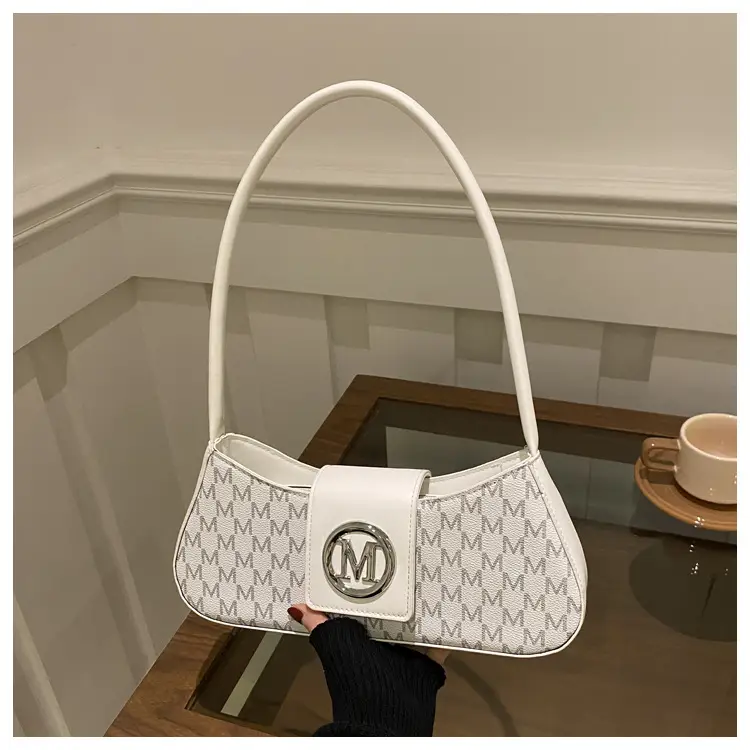 White Letter Pattern Shoulder Bag for Women 2025 — feature 21