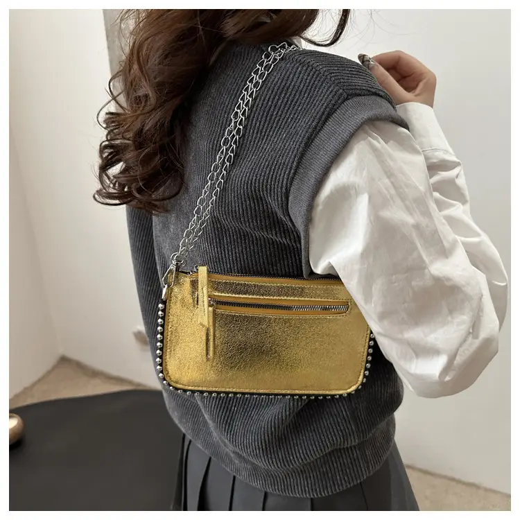 Gold Metallic Crossbody Bag with Chain Strap — feature 12