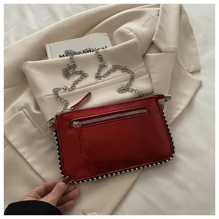 Gold Metallic Crossbody Bag with Chain Strap — feature 28