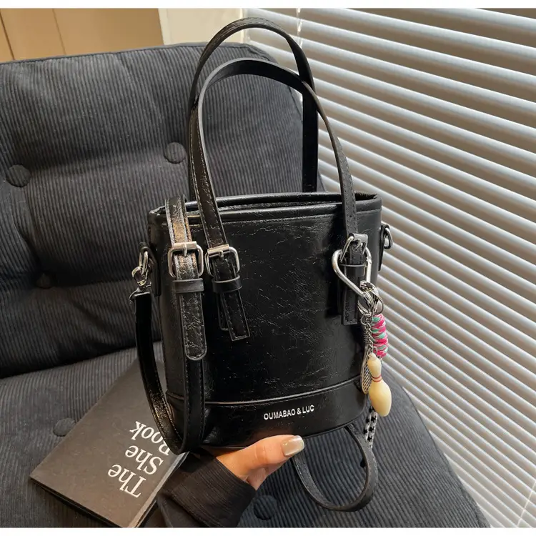 Vintage Contrast Bucket Bag Women 2025 New Fashion — feature 16