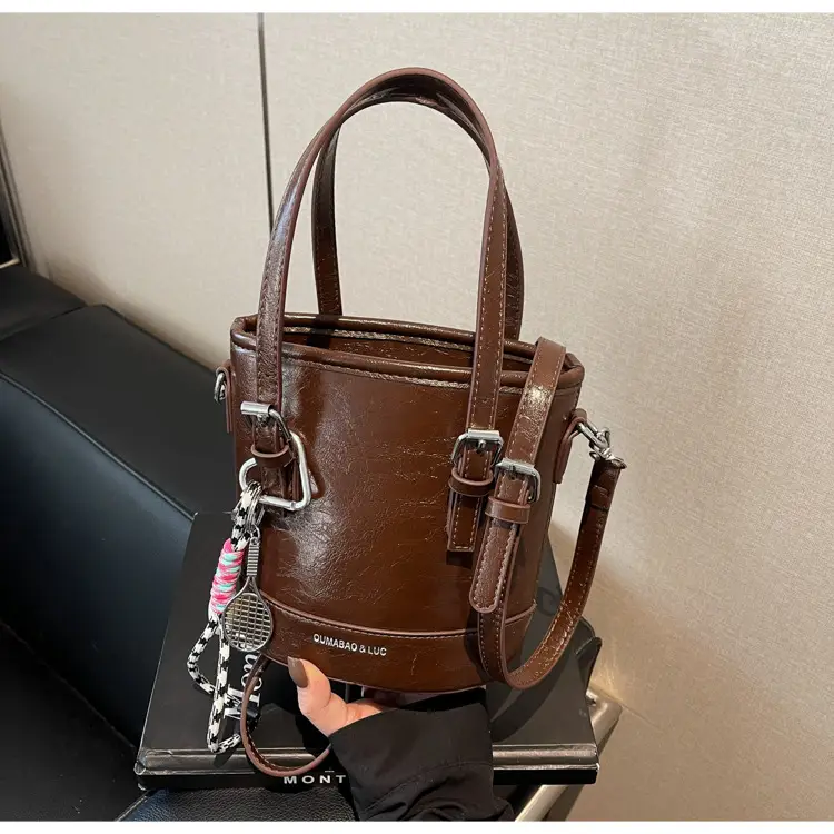 Vintage Contrast Bucket Bag Women 2025 New Fashion — feature 19