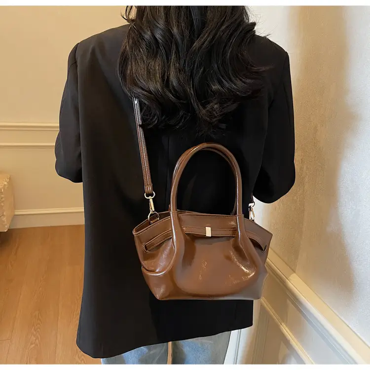 2025 Spring New High-end Handheld Fashion Bucket Bag — feature 18