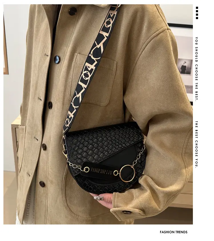 New Color Wide Shoulder Strap Saddle Bag 2025 — feature 1