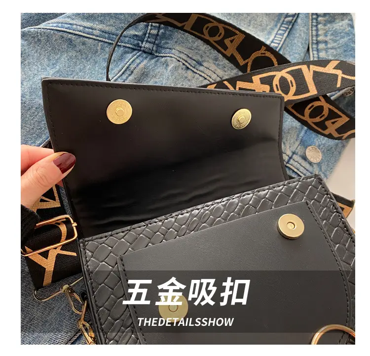 New Color Wide Shoulder Strap Saddle Bag 2025 — feature 5
