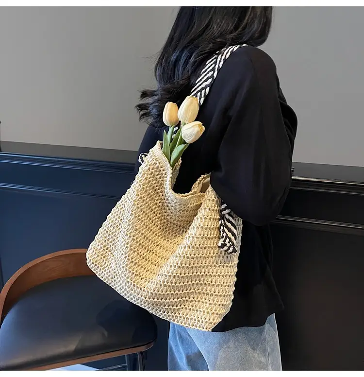 French Spring Niche Artistic Braided Tote Bag 2025 — feature 16