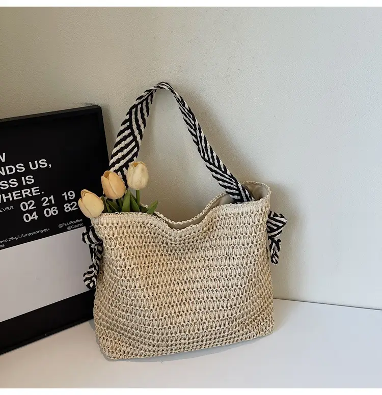 French Spring Niche Artistic Braided Tote Bag 2025 — feature 18