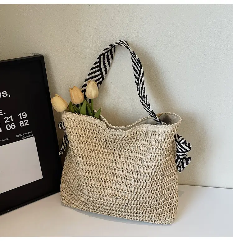 French Spring Niche Artistic Braided Tote Bag 2025 — feature 19