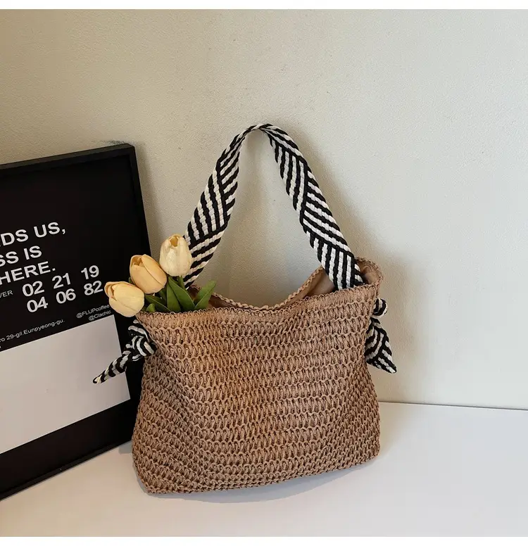French Spring Niche Artistic Braided Tote Bag 2025 — feature 21