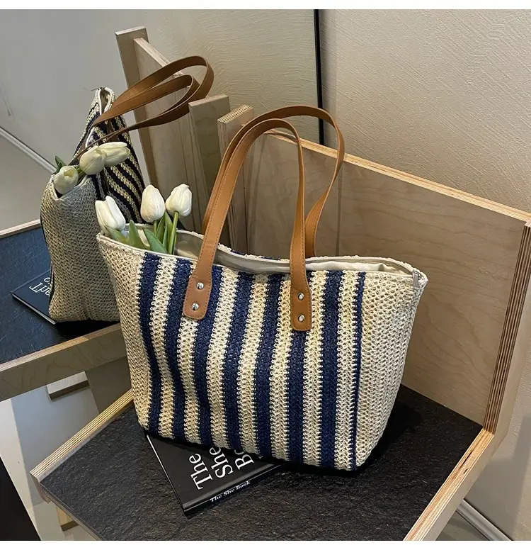 Western Style Women's Striped Stripe Shoulder Bag 2025 — feature 19