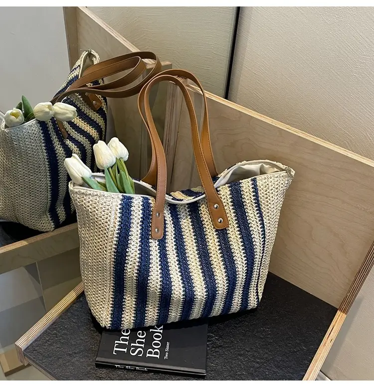 Western Style Women's Striped Stripe Shoulder Bag 2025 — feature 20