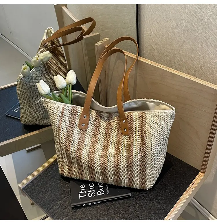 Western Style Women's Striped Stripe Shoulder Bag 2025 — feature 21