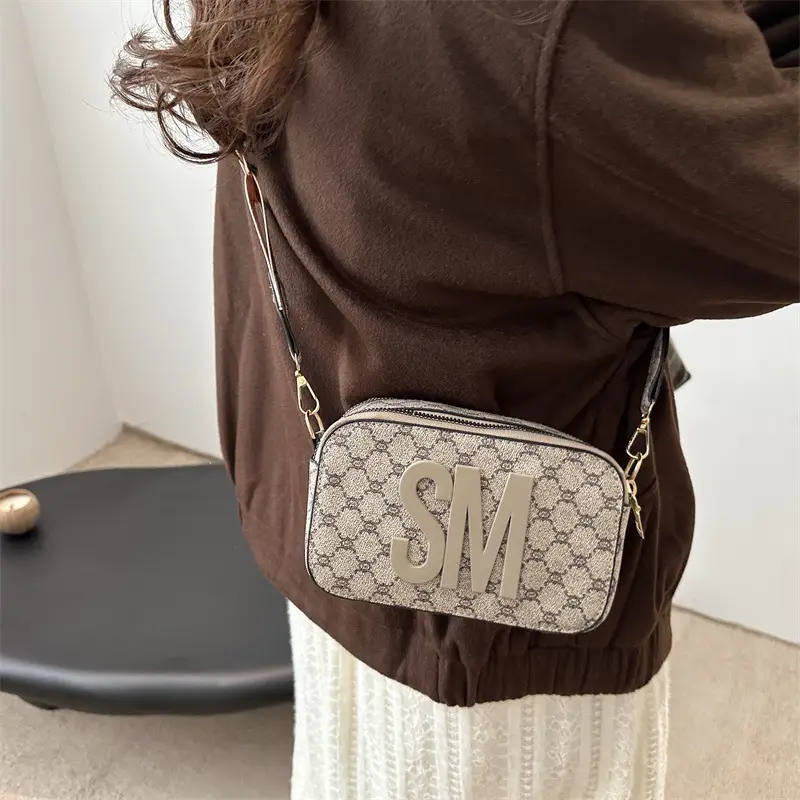 2025 Spring Letter Crossbody Bag Brown Gold - Image 5
