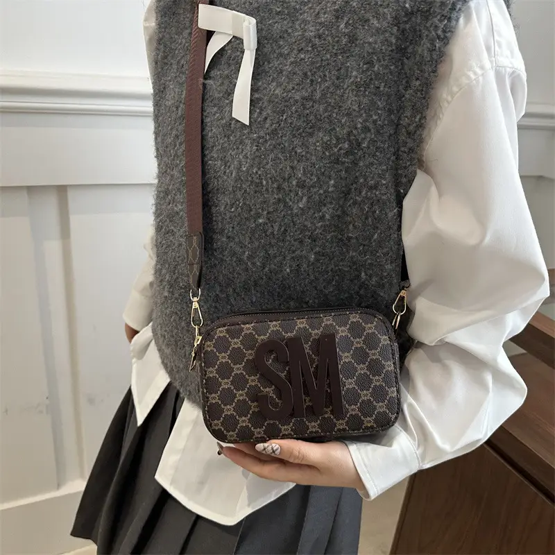 2025 Spring Letter Crossbody Bag Brown Gold - Image 7