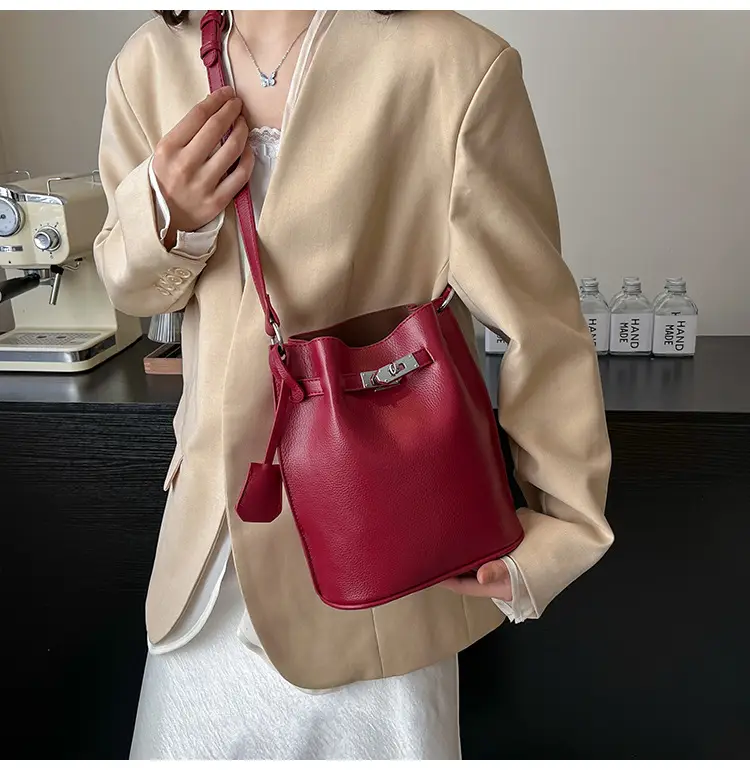 Brown Bucket Bag Women's Casual Shoulder Crossbody 2026 — feature 7