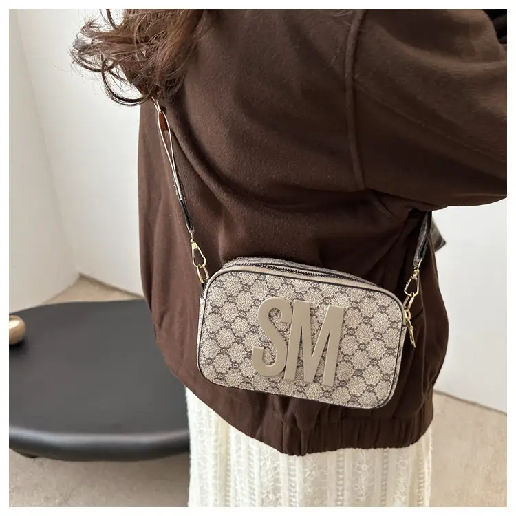 2025 Letter Small Square Shoulder Bag for Women — feature 19