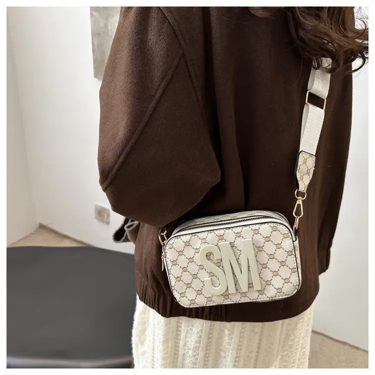 2025 Letter Small Square Shoulder Bag for Women — feature 25