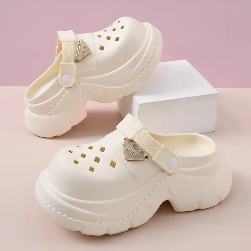 Thick-soled hole shoes women's summer outdoor wear heightening non-slip toe-covered EVA breathable non-smelly feet wear-resistant beach slippers - Image 7