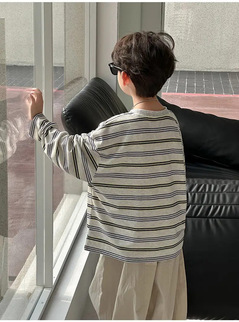 Boys Striped Long Sleeve T-Shirt Medium to XL — feature 9