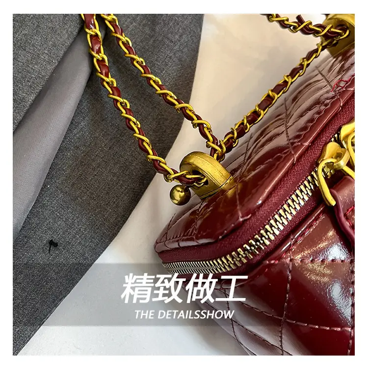 Chanel Style Diamond Chain Shoulder Bag for Women — feature 5