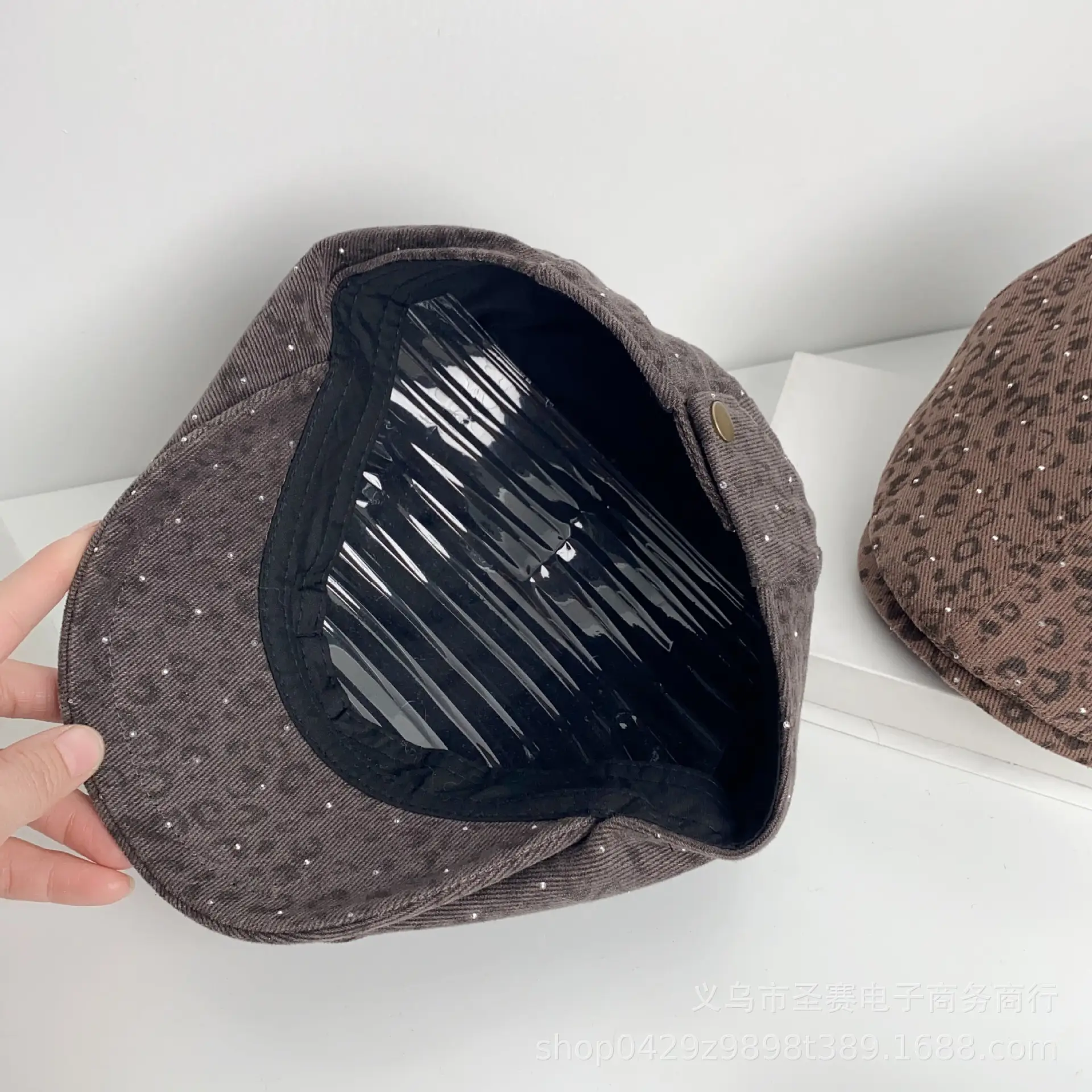 Japanese Gypsophila Rhinestone Leopard Print Hat — feature 5