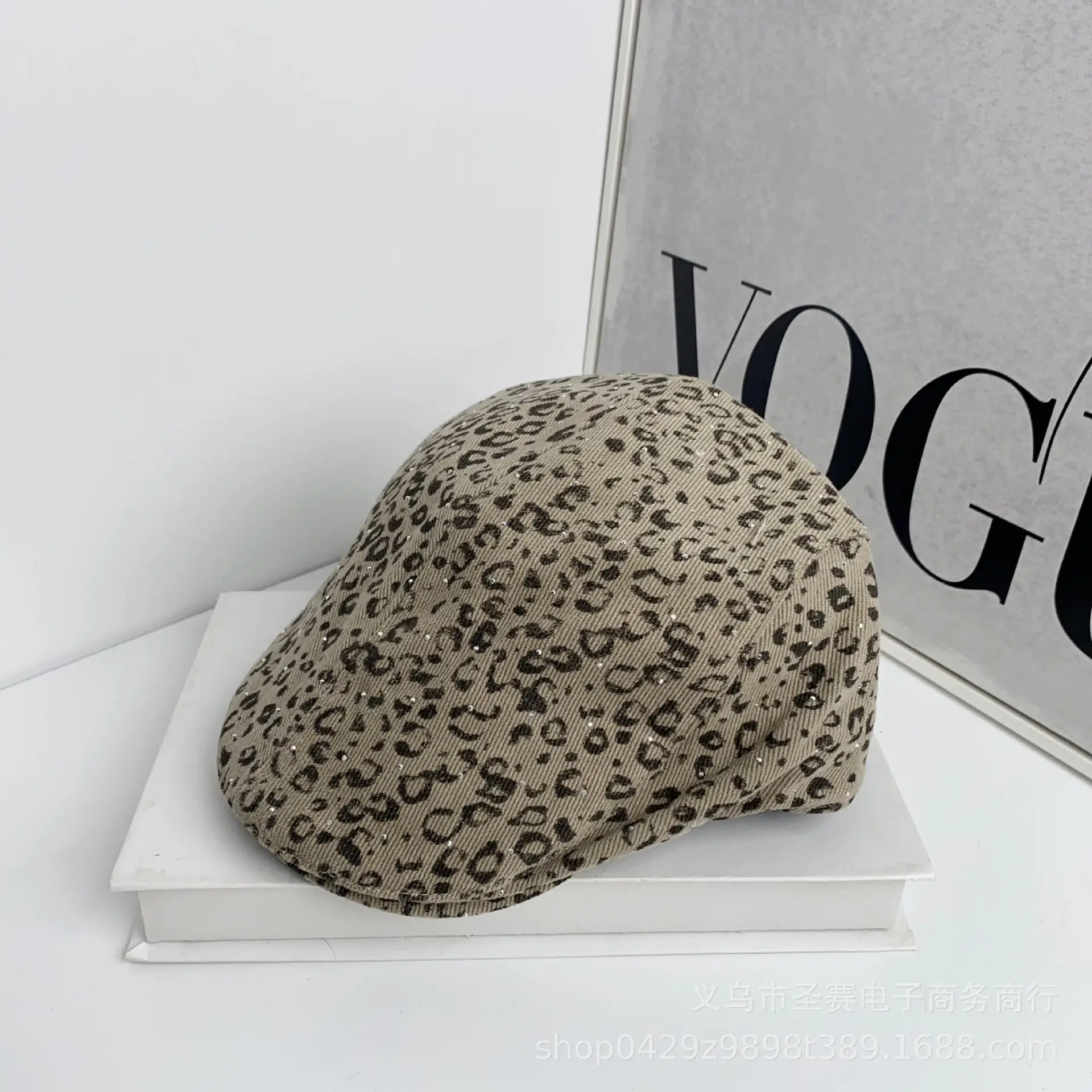 Japanese Gypsophila Rhinestone Leopard Print Hat - Image 2