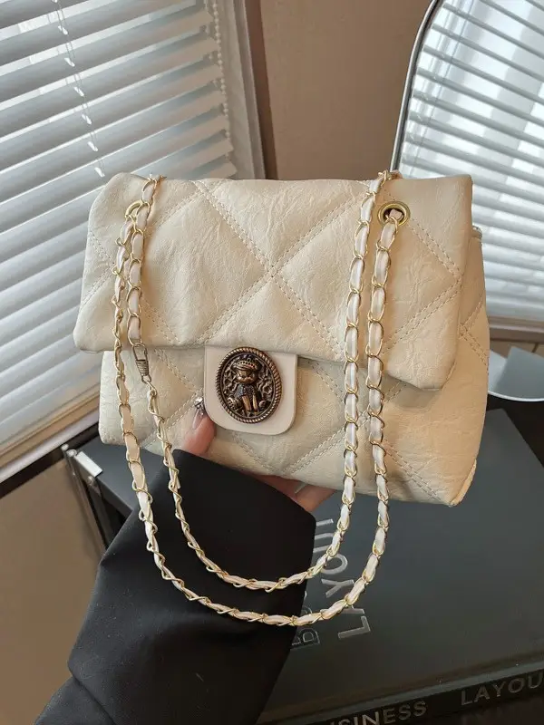 Women's Crossbody Bag with Rhombic Chain & Gold Logo - Image 4