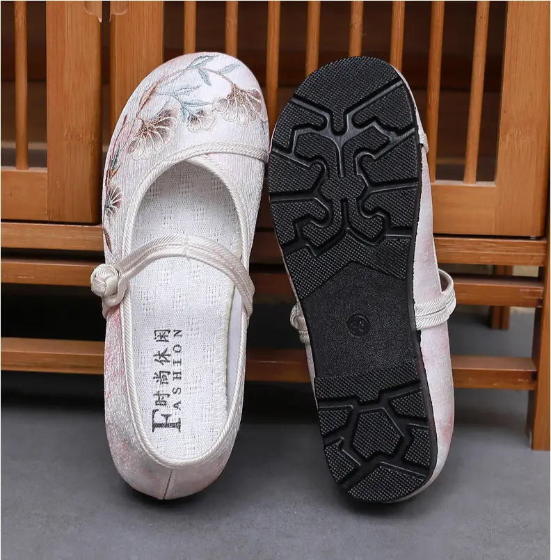 Ethnic Style Embroidered Shoes Antique Style Hanfu Shoes Old Beijing Cloth Shoes Women's Comfortable Soft Bottom Retro National Style Mother Shoes — feature 23