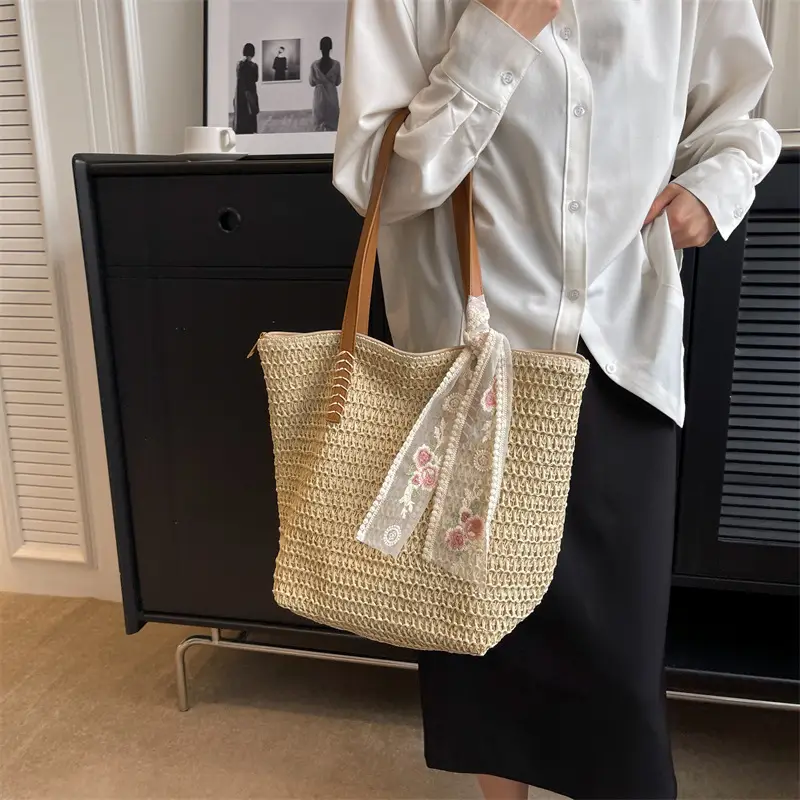 Summer Straw Woven Shoulder Bag Large Capacity Women - Image 2