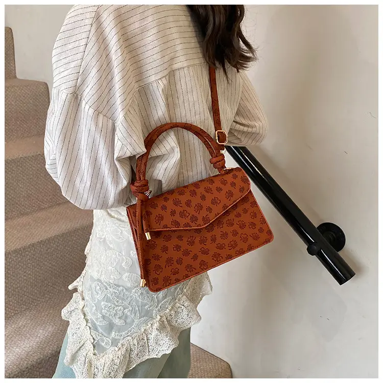 Retro Embossed PU Women's Shoulder Bag Brown — feature 16