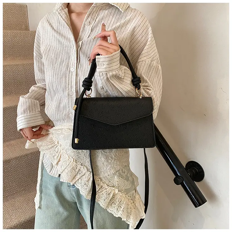 Retro Embossed PU Women's Shoulder Bag Brown — feature 9