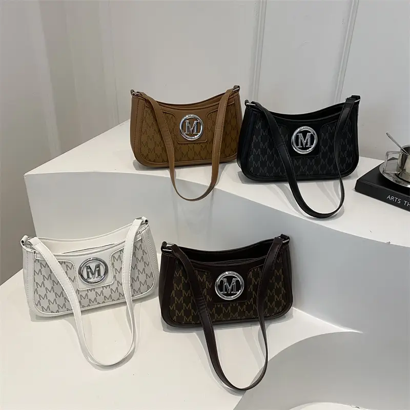 White Letter Print Shoulder Bag for Women - Image 8